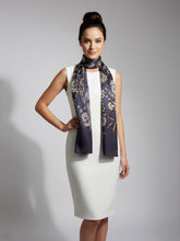 Sciarpa stola grigio scuro in pura seta raso stampata FRANCESCA